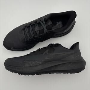 Men Nike Air Zoom Pegasus 39 Shield Low All Black Shoes size 11